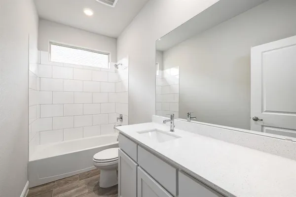 $2,225 | 180 Tanager Drive, Rhome, TX 76078