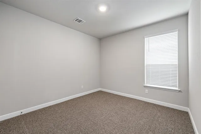 $2,550 | 180 Tanager Drive, Rhome, TX 76078