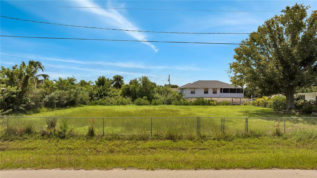 321 Pompano Terrace Punta Gorda, FL 33950 - Photo 4 of 6