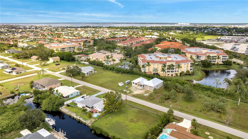 321 Pompano Terrace Punta Gorda, FL 33950 - Photo 5 of 6