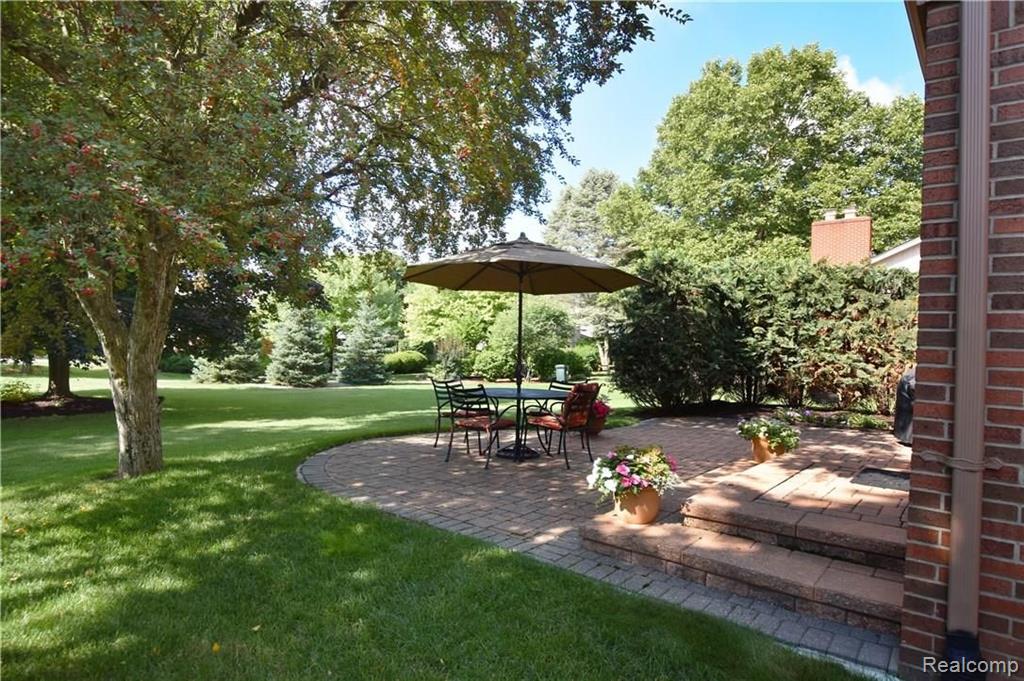 926 Ten Point Drive Rochester Hills, MI 48309 - Photo 25 of 29