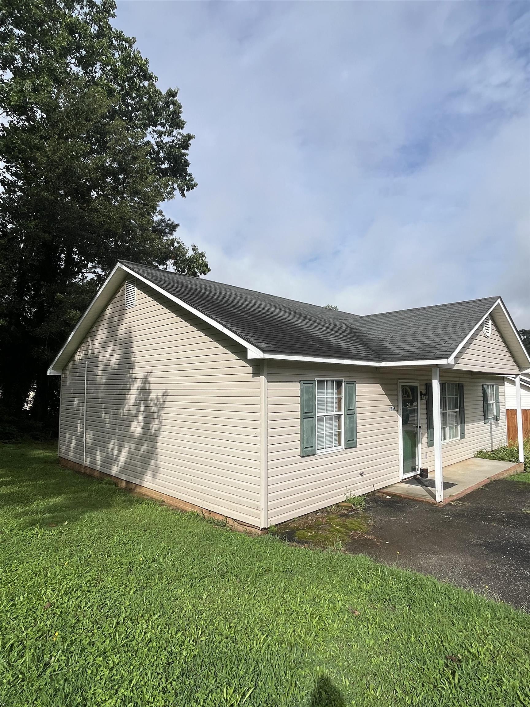 7569 Lone Oak Road Spartanburg, SC 29303 - Photo 2 of 6 Gallery Image 2