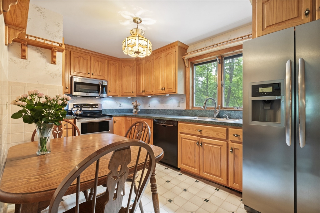 2 Rich Road Holliston, MA 01746 - Photo 14 of 25 Gallery Image 14