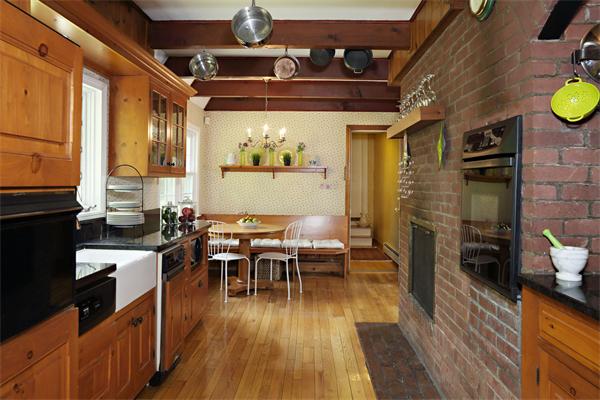 247 Country Club Road Newton, MA 02459 - Photo 3 of 8
