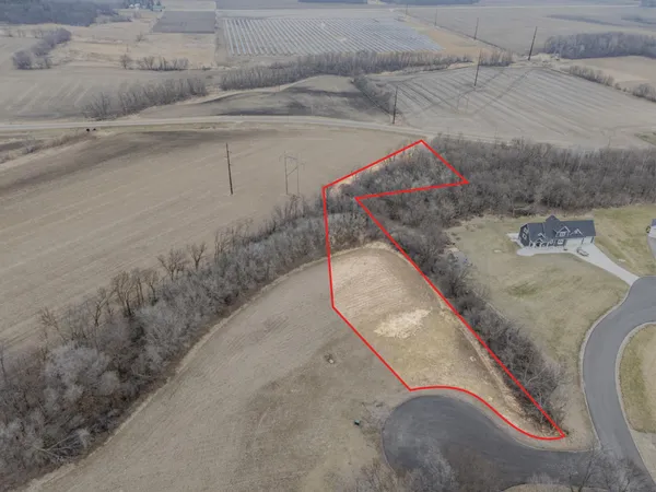 $152,000 | 701 Cherrywood Dr Pine Island Southwest, Pine Island, MN 55963