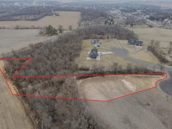 $152,000 | 701 Cherrywood Dr Pine Island Southwest, Pine Island, MN 55963