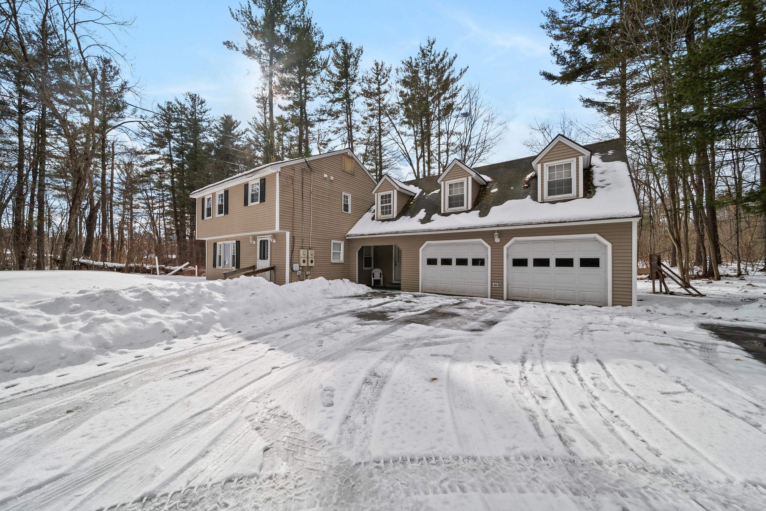 205 Mammoth Road Londonderry, NH 03053 - Photo 1 of 38