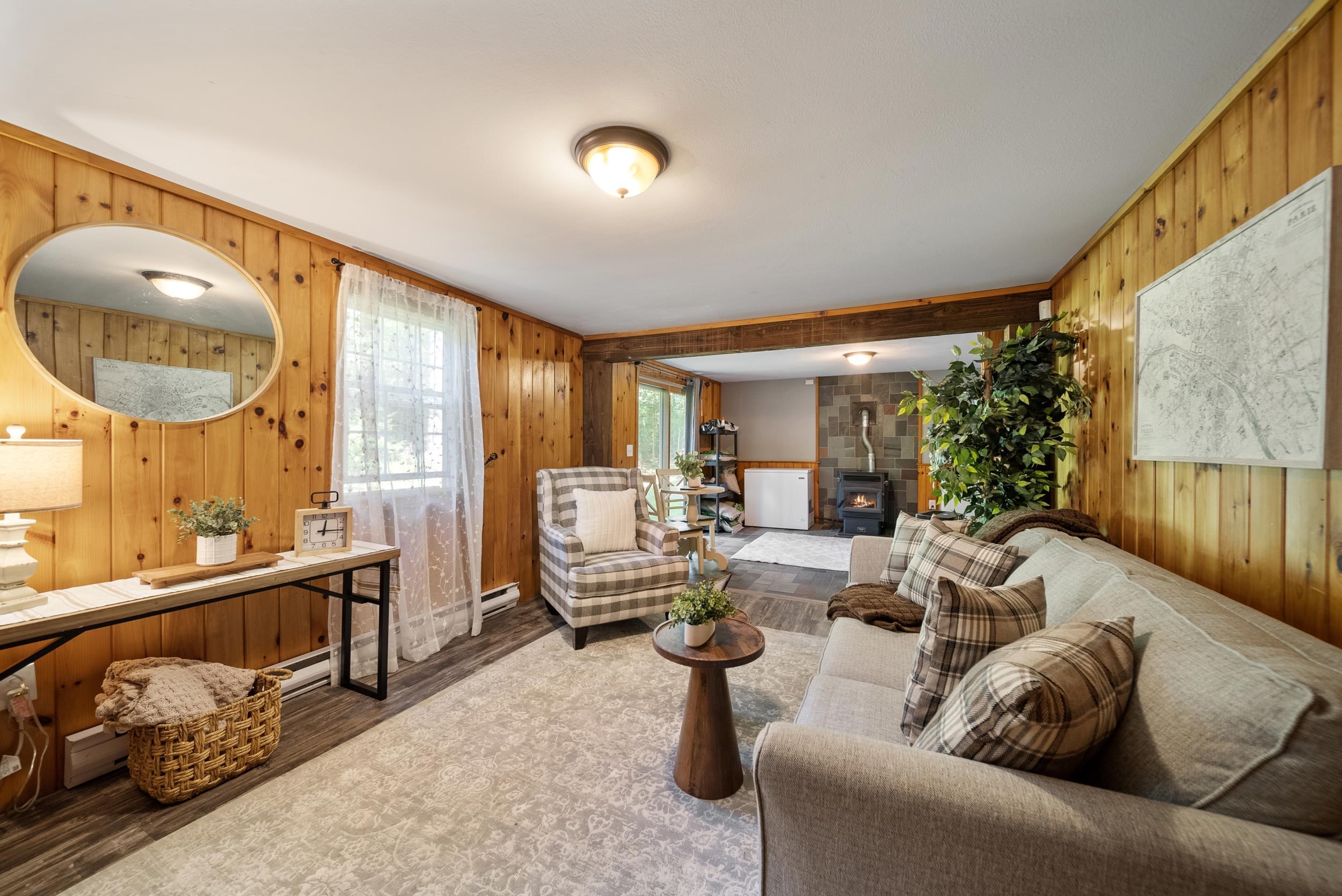 205 Mammoth Road Londonderry, NH 03053 - Photo 6 of 38