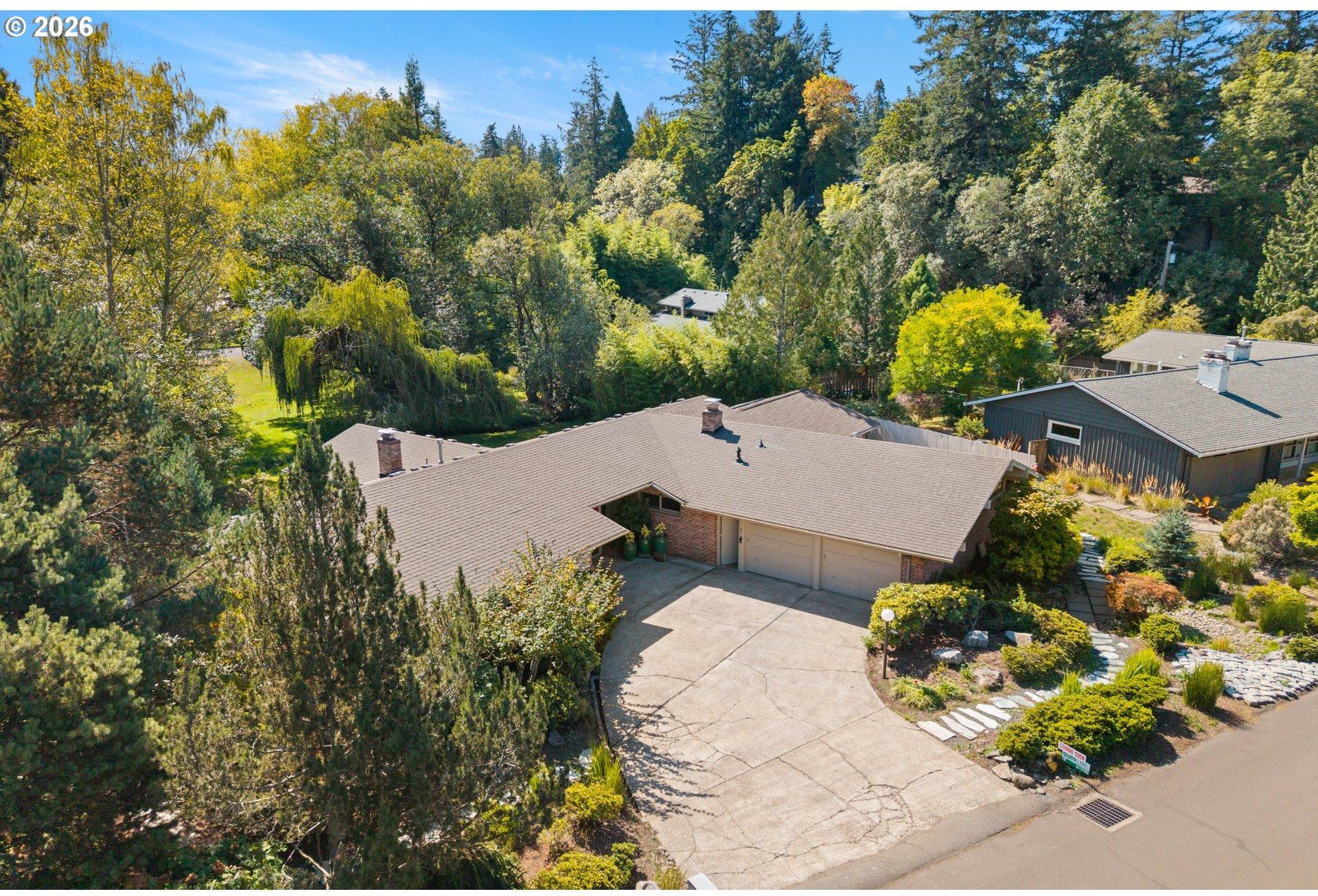 6960 Southwest Raleighwood Lane Portland, OR 97225 - Photo 3 of 44 Gallery Image 3