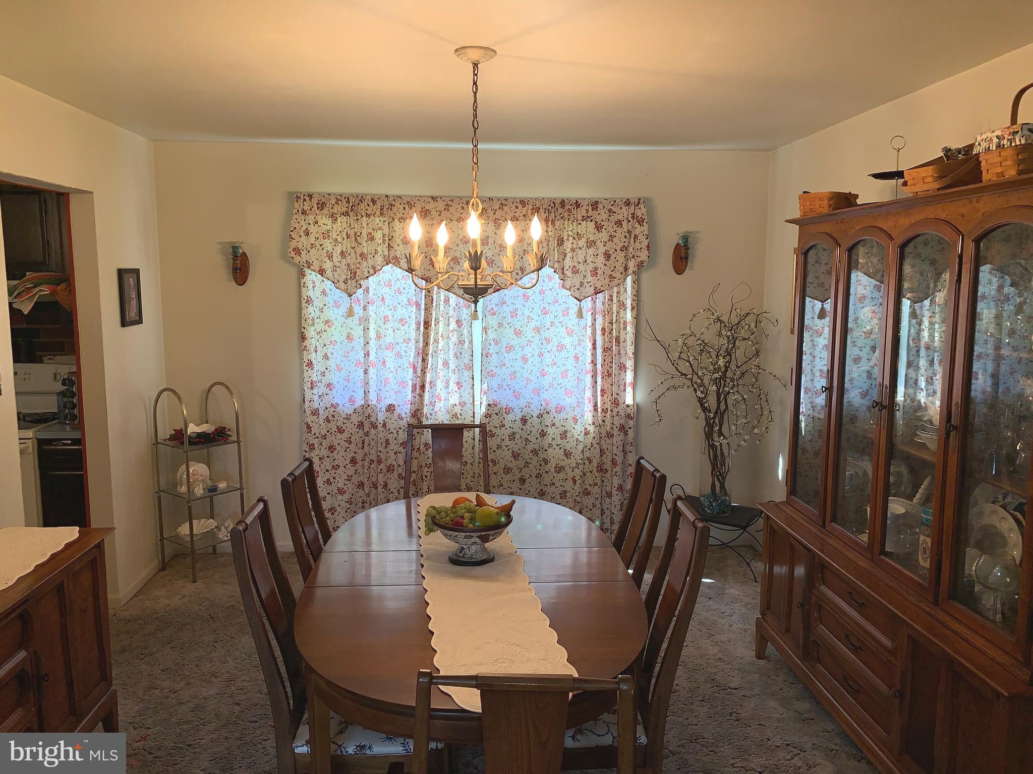 12 Stage Road Newark, DE 19711 - Photo 3 of 17 Dining Room