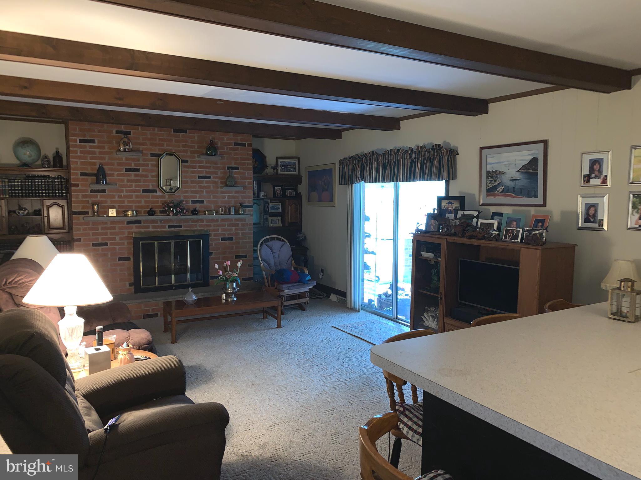 12 Stage Road Newark, DE 19711 - Photo 7 of 17 Family Room