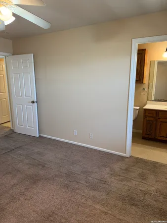 $1,195 | 212 Schriewer, Unit 201, Poth, TX 78147