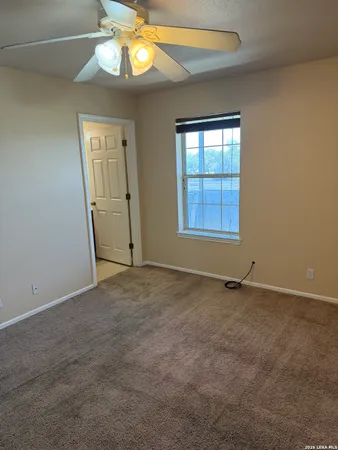 $1,195 | 212 Schriewer, Unit 201, Poth, TX 78147