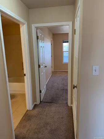 $1,195 | 212 Schriewer, Unit 201, Poth, TX 78147