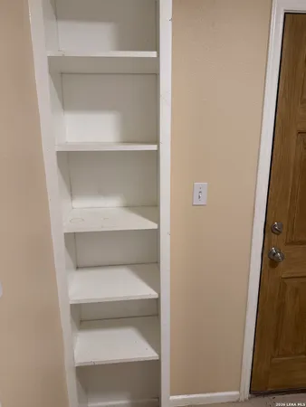 $1,195 | 212 Schriewer, Unit 201, Poth, TX 78147