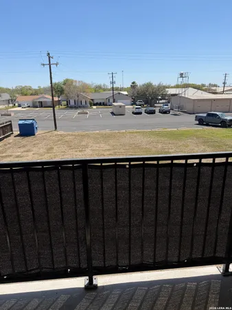 $1,195 | 212 Schriewer, Unit 201, Poth, TX 78147