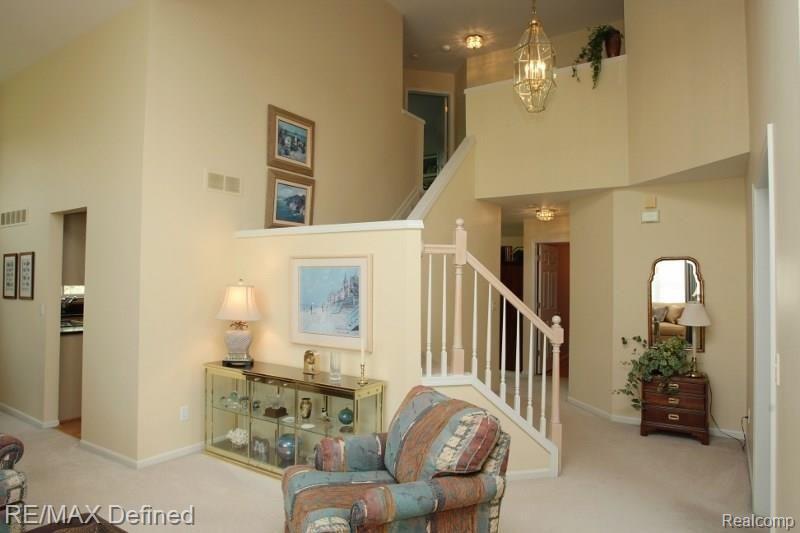 3700 Briarbrooke Lane Rochester, MI 48306 - Photo 5 of 37 LivingRm2.jpg