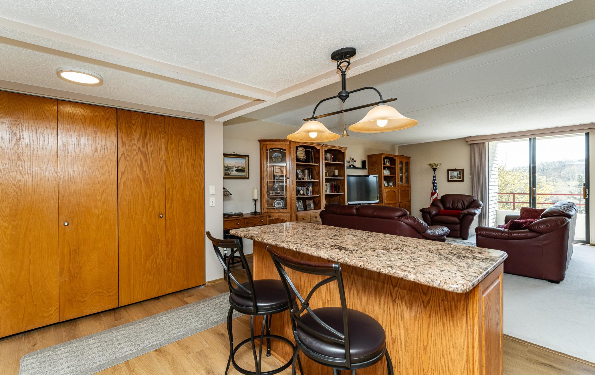 625 19th Street Northwest, Unit 500 Rochester, MN 55901 - Photo 5 of 34