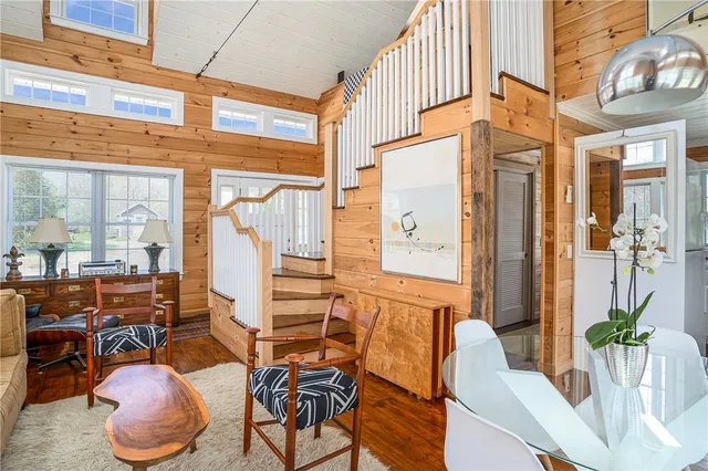 $2,800 | 54 Metaterraine Avenue, South Kingstown, RI 02879