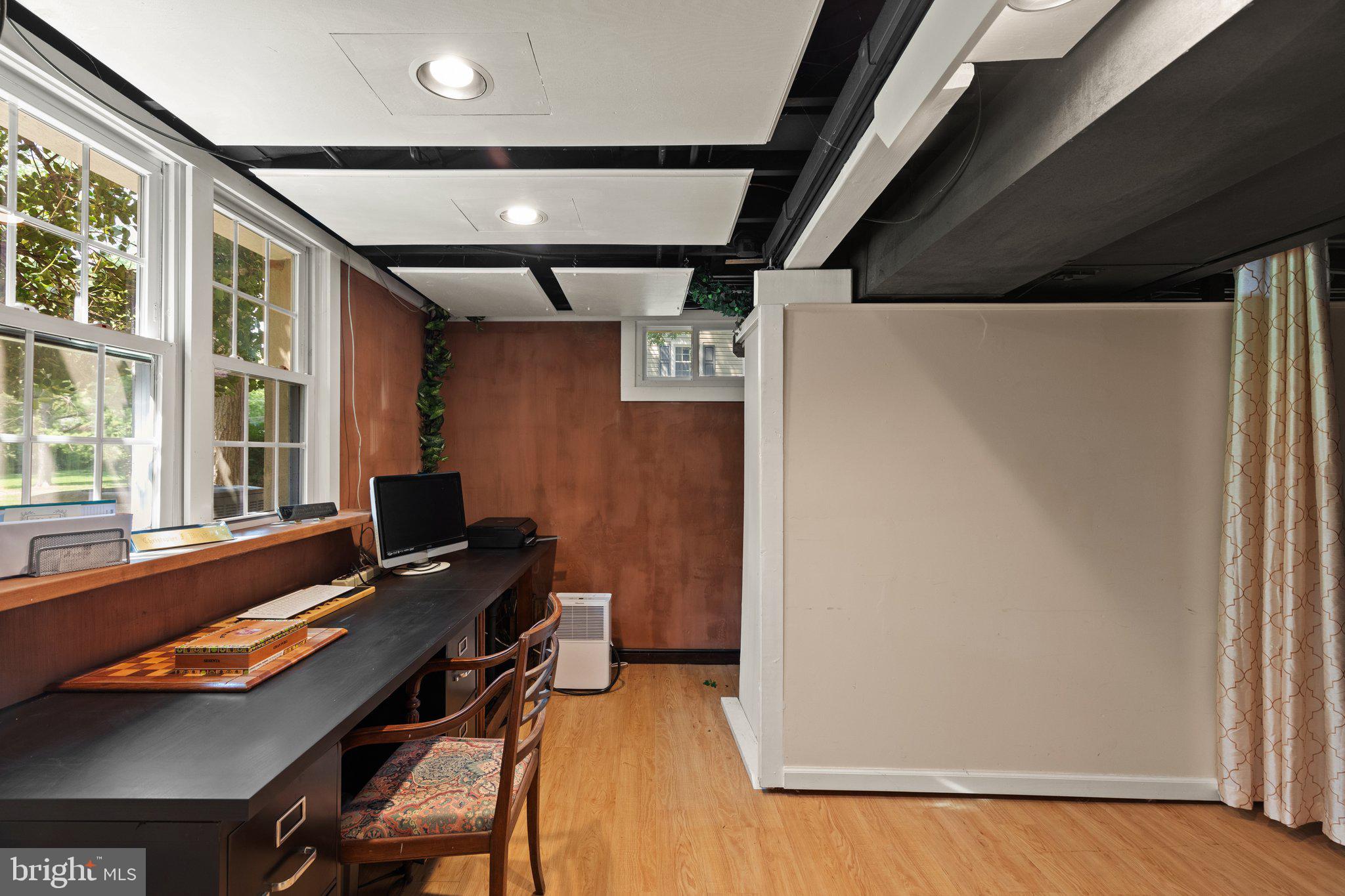 8111 Halton Road Towson, MD 21204 - Photo 33 of 37 OFFICE