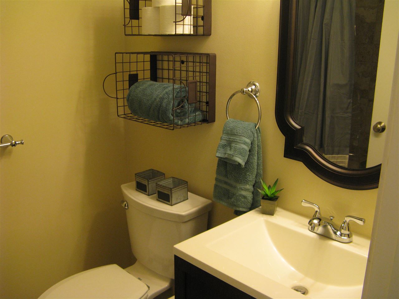 1602 Round Lake Road Interlochen, MI 49643 - Photo 31 of 69 1835280-30.JPG