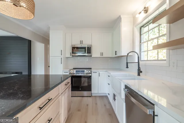 $299,950 | 511 Lee Byrd Road, Loganville, GA 30052