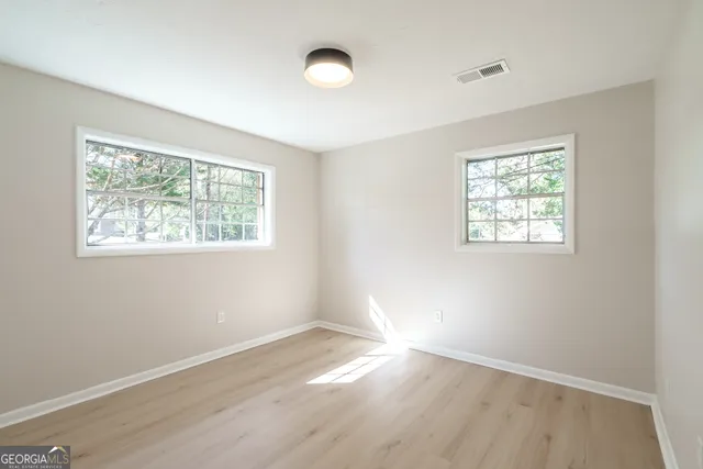 $299,950 | 511 Lee Byrd Road, Loganville, GA 30052