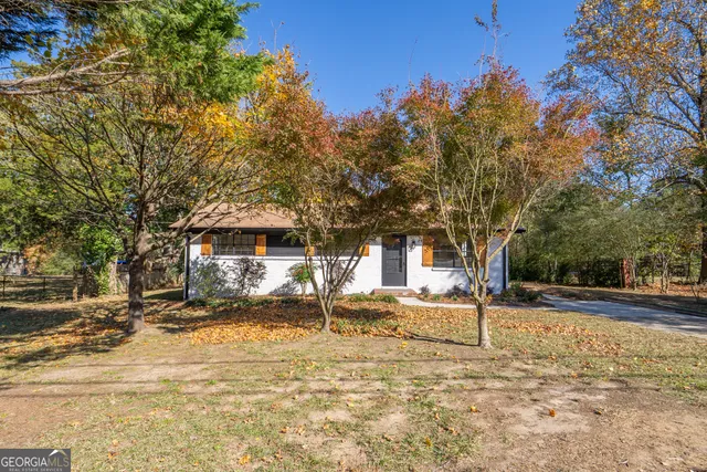 $299,950 | 511 Lee Byrd Road, Loganville, GA 30052
