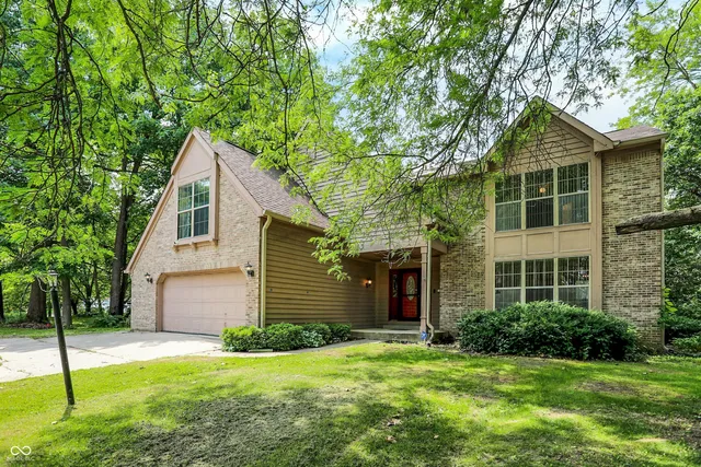 $400,000 | 7720 Langwood Drive, Indianapolis, IN 46268
