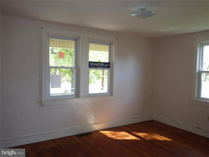 2504 State Rd. Croydon, PA 19021 - Photo 2 of 14 Gallery Image 2