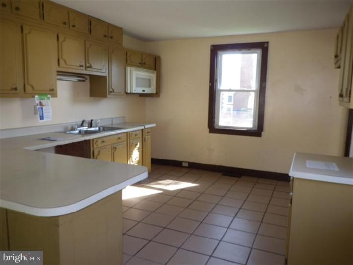 2504 State Rd. Croydon, PA 19021 - Photo 4 of 14 Gallery Image 4