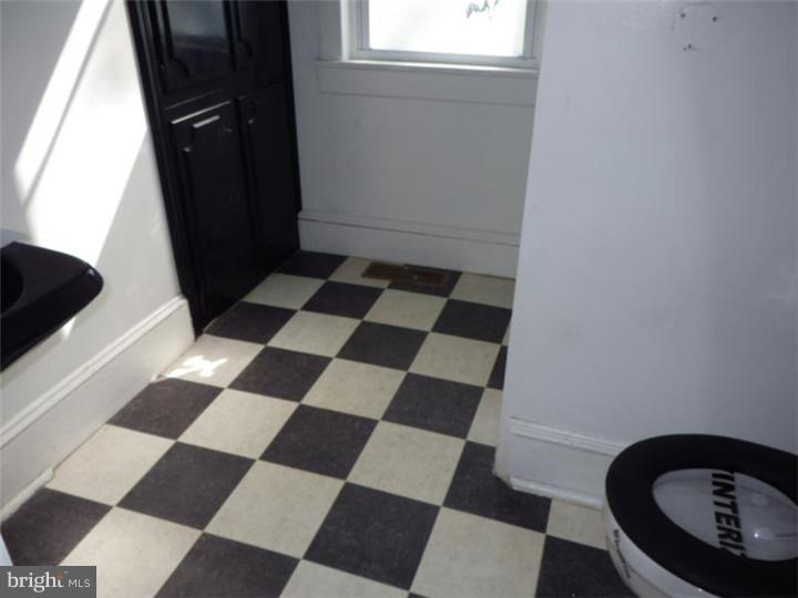 2504 State Rd. Croydon, PA 19021 - Photo 6 of 14 Gallery Image 6
