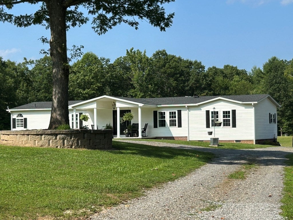 884 Grouse Ridge Road Max Meadows, VA 24360 - Photo 54 of 55 Gallery Image 54