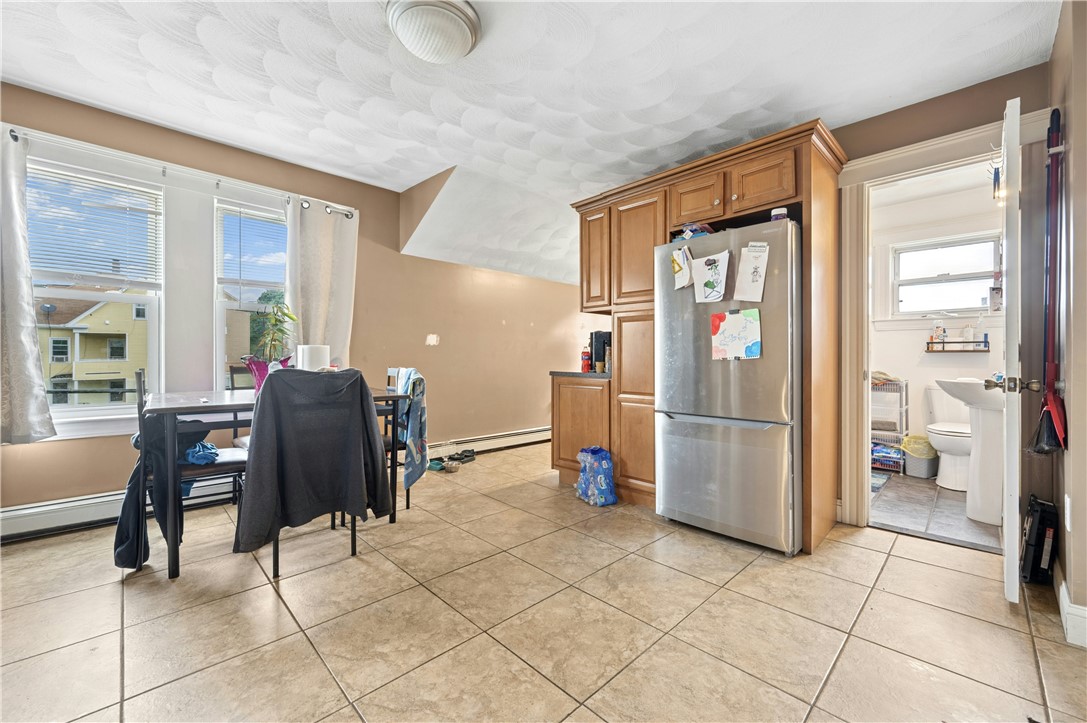 79 Winthrop Street Woonsocket, RI 02895 - Photo 23 of 42