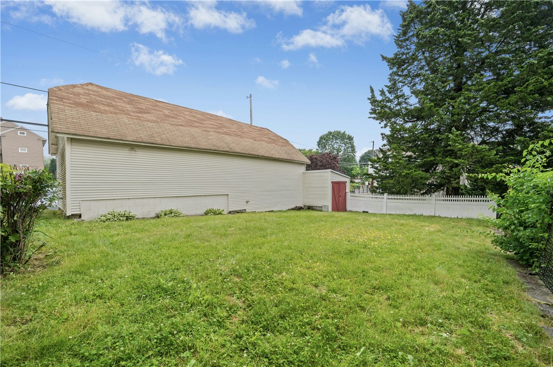 79 Winthrop Street Woonsocket, RI 02895 - Photo 41 of 42