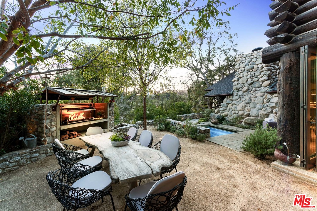 38 Haldeman Road Santa Monica, CA 90402 - Photo 3 of 54 Gallery Image 3