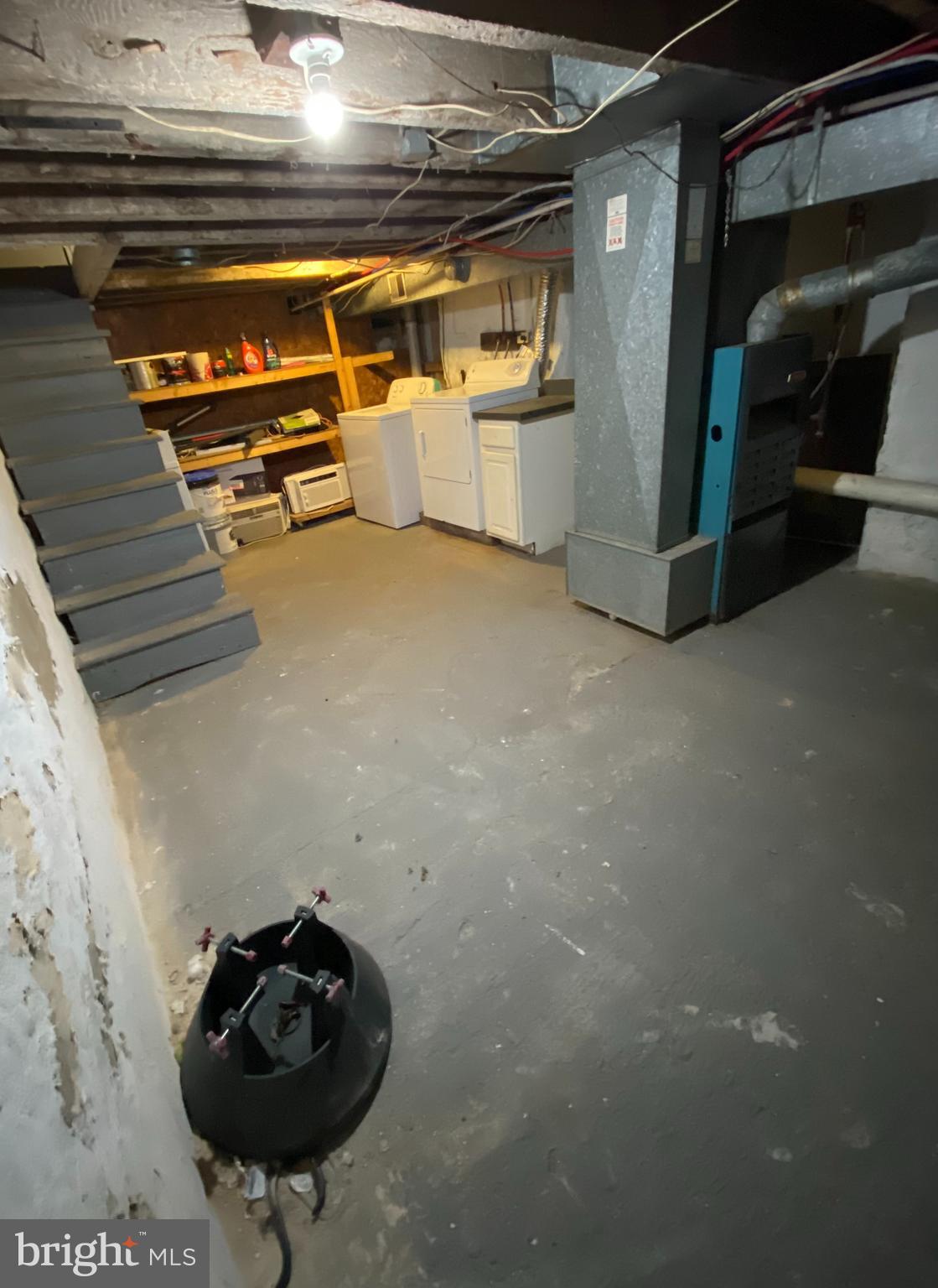 4450 Baker Street Philadelphia, PA 19127 - Photo 11 of 13