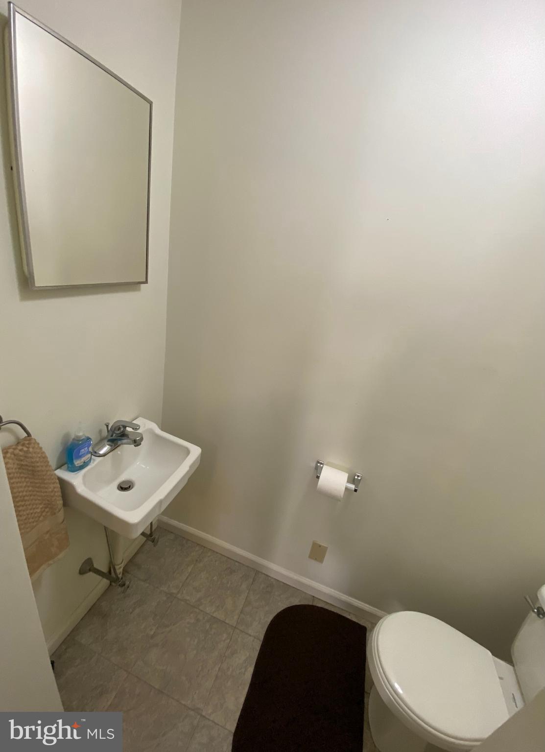 4450 Baker Street Philadelphia, PA 19127 - Photo 5 of 13