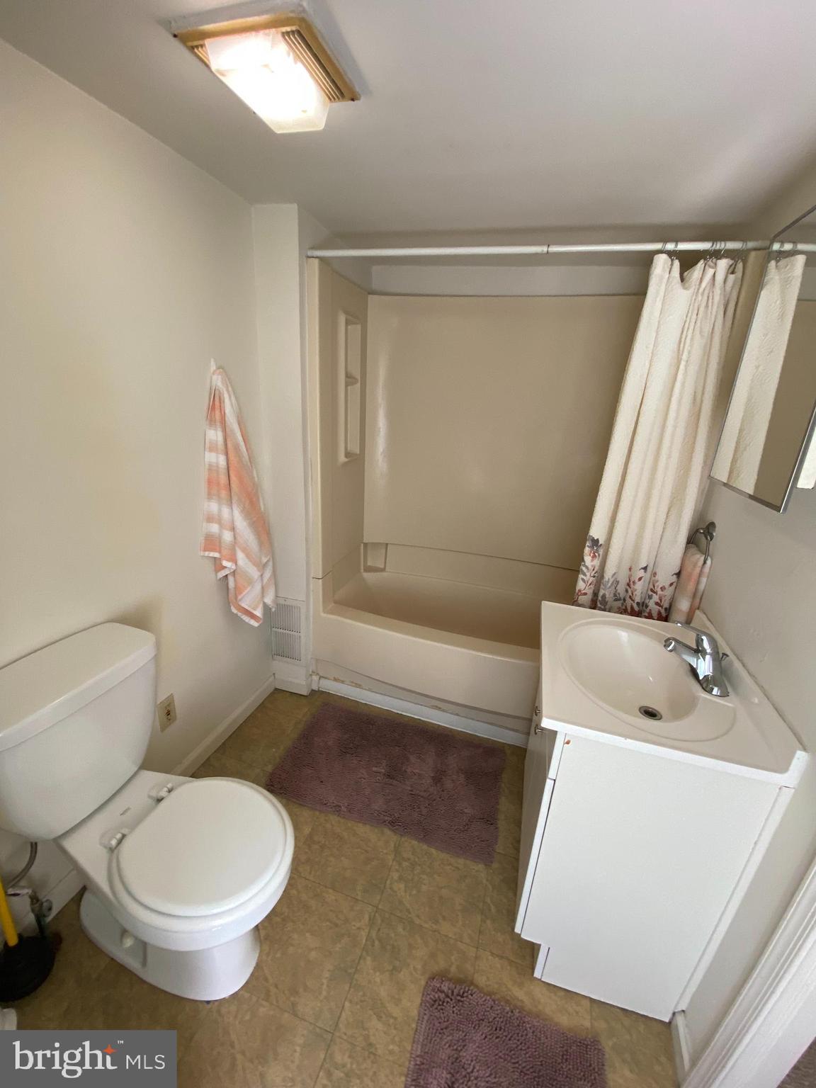 4450 Baker Street Philadelphia, PA 19127 - Photo 8 of 13