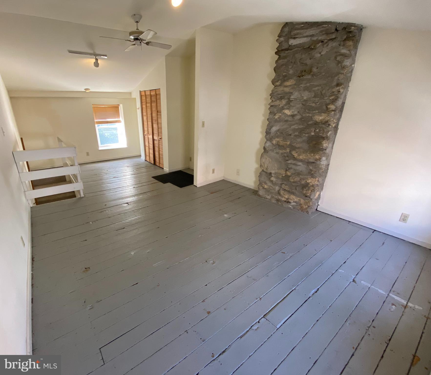 4450 Baker Street Philadelphia, PA 19127 - Photo 10 of 13