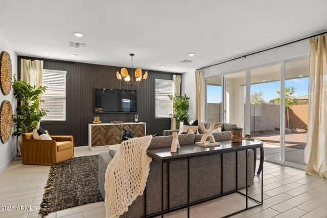 $789,990 | 6952 West Buckhorn Trail, Peoria, AZ 85383