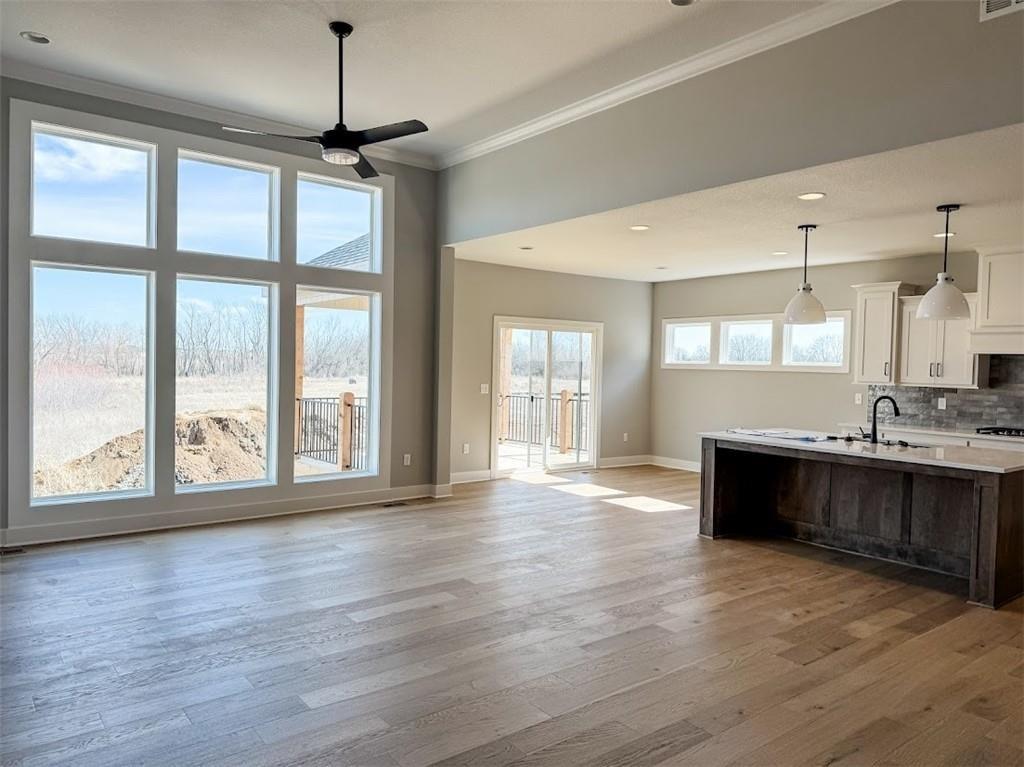 8162 Valley Road Lenexa, KS 66220 - Photo 19 of 42