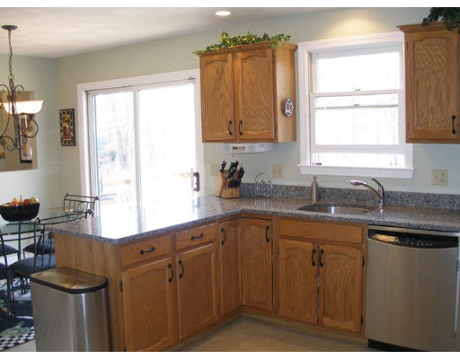 29 Indian Brook Road Ashland, MA 01721 - Photo 3 of 13 Gallery Image 3
