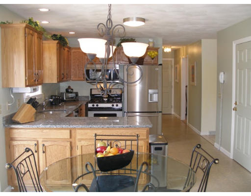 29 Indian Brook Road Ashland, MA 01721 - Photo 5 of 13 Gallery Image 5