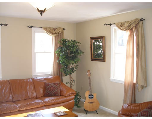 29 Indian Brook Road Ashland, MA 01721 - Photo 9 of 13 Gallery Image 9