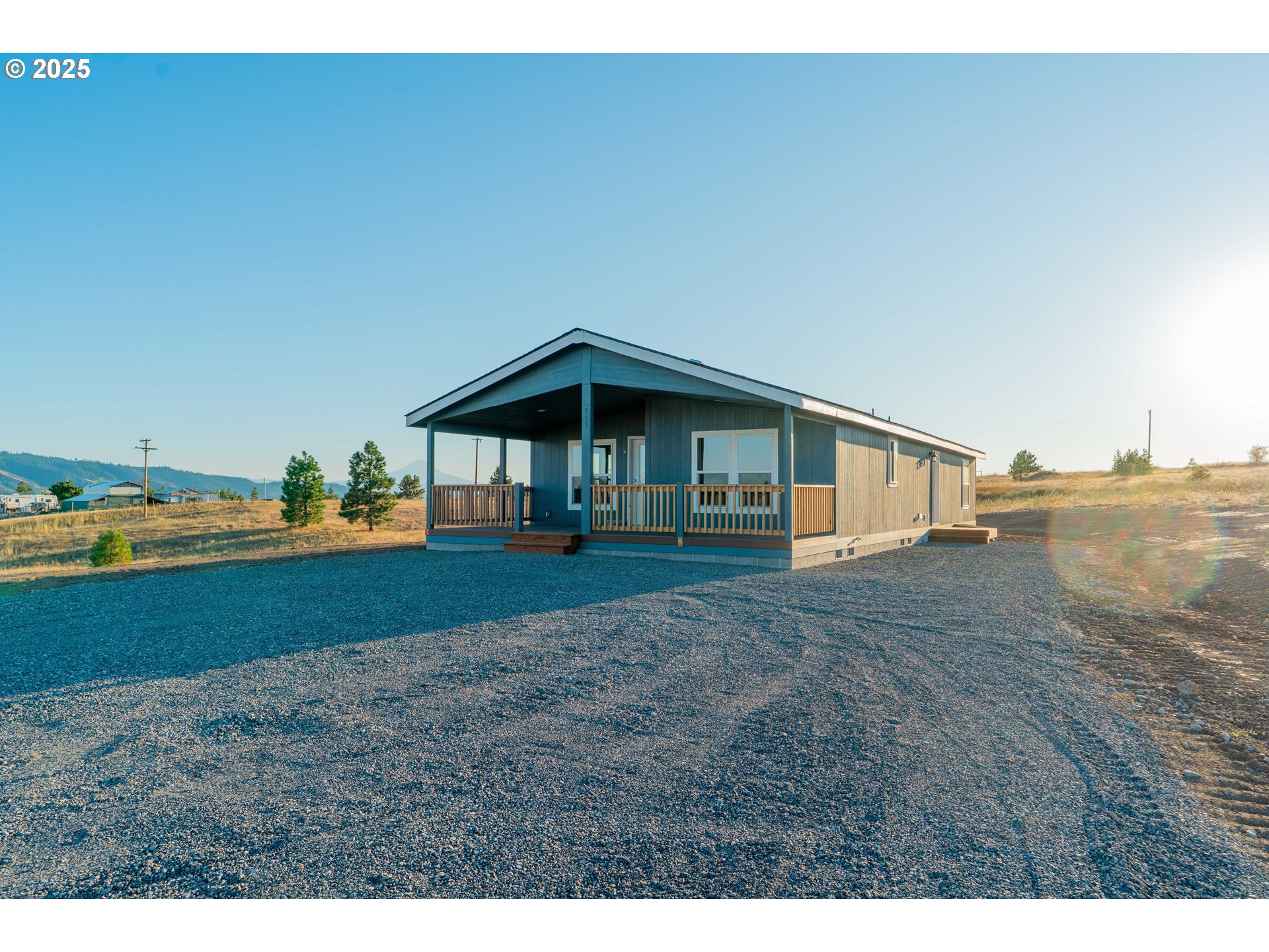 955 High Prairie Road Lyle, WA 98635 - Photo 2 of 37