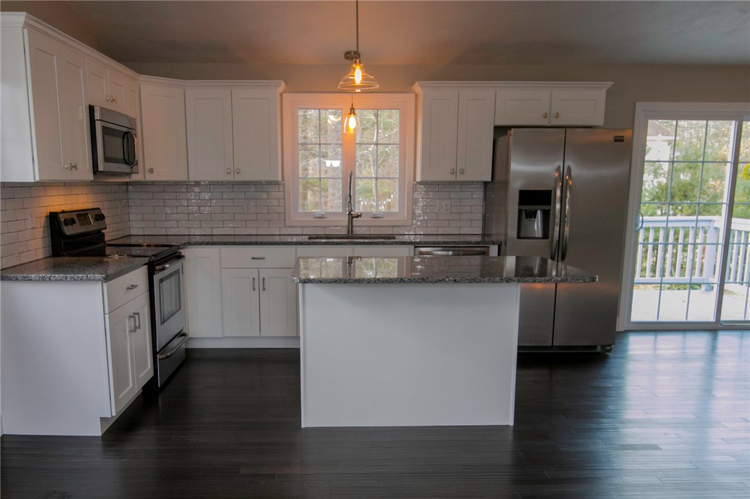55 Kearns Road Glocester, RI 02814 - Photo 4 of 20 Gallery Image 4