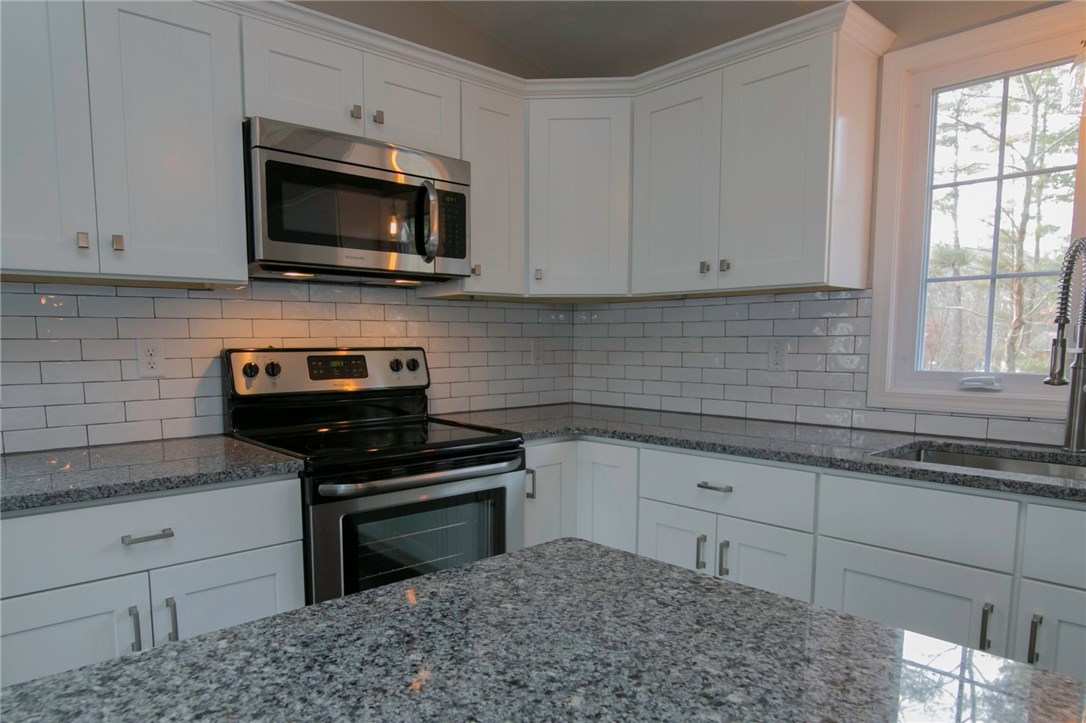55 Kearns Road Glocester, RI 02814 - Photo 10 of 20 Gallery Image 10