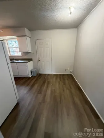 $995 | 318 North Poplar Street, Unit 2, Gastonia, NC 28054