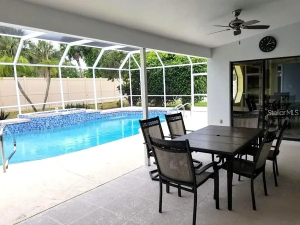 $3,200 | 3857 Kingston Boulevard, Sarasota, FL 34238